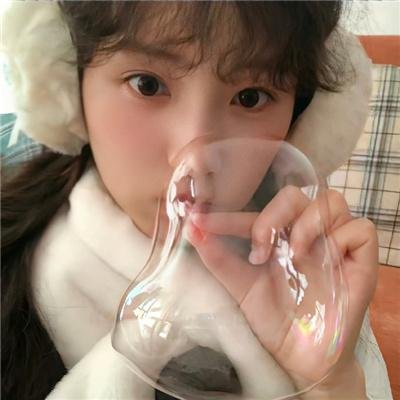 窗外是冬寂